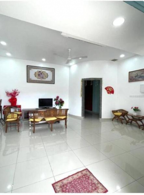 RALI PD HOME D 16Pax karaoke and swimming pool